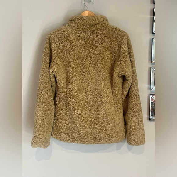 Patagonia Tan/Beige Teddy Sherpa Lined Jacket Size Medium - Picture 2 of 6